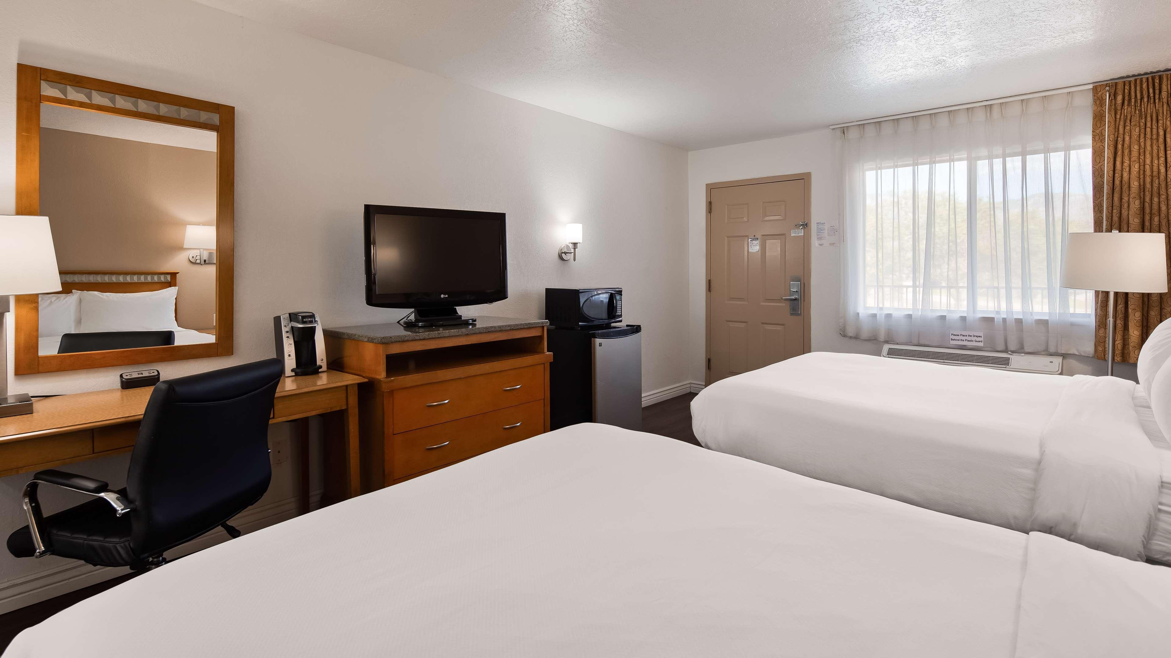 Surestay Plus Hotel By Best Western Albuquerque I-40 Eubank מראה חיצוני תמונה